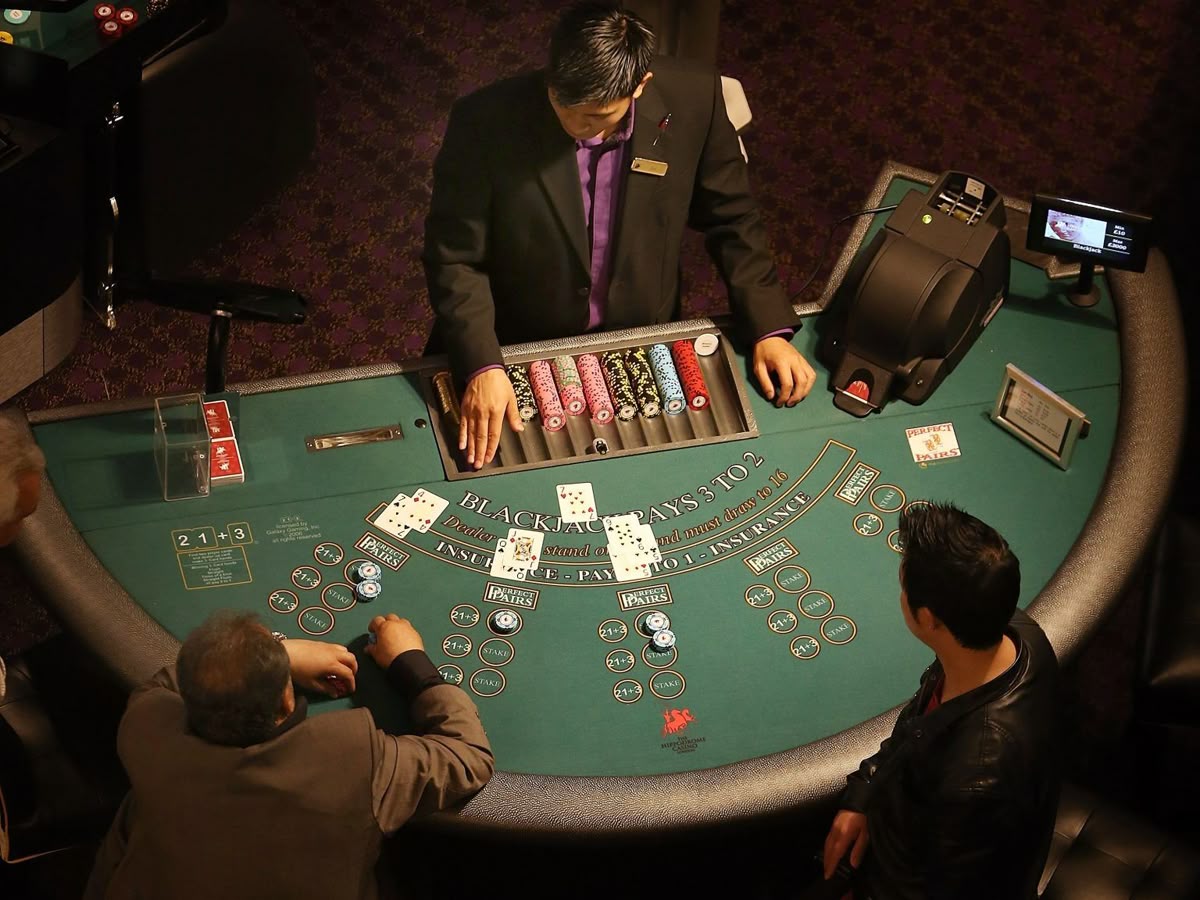 Meneer Casino کیسینو میں پوکر گیمز